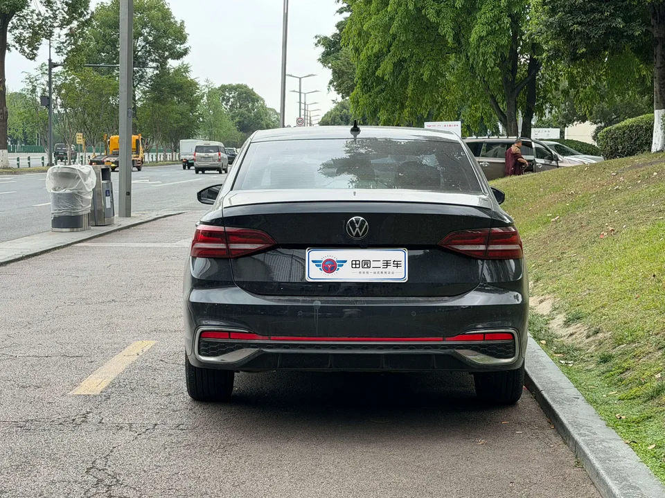 Volkswagen Lavida Lavida 2023 280TSI DSG Starry Sky Edition 2023 — миниатюра 2