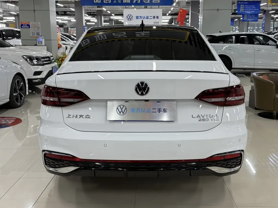 Volkswagen Lavida Lavida 2023 280TSI DSG Starry Sky Forever Edition 2023 — миниатюра 5