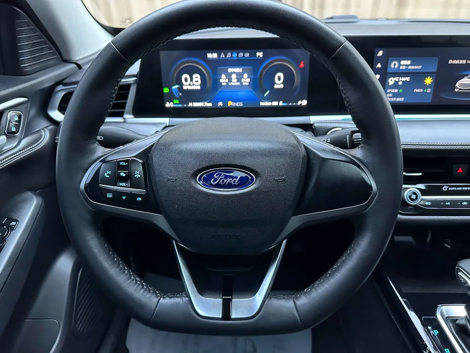 Ford Forrest Forrest 1.5L automatic diamond version 2022 — thumbnail 4