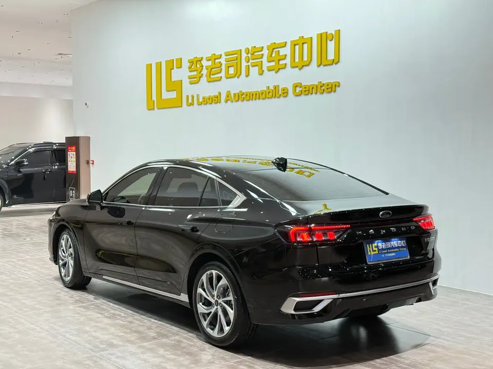 Ford Mondeo Mondeo EcoBoost 245 Extreme Edition 2024 — миниатюра 2