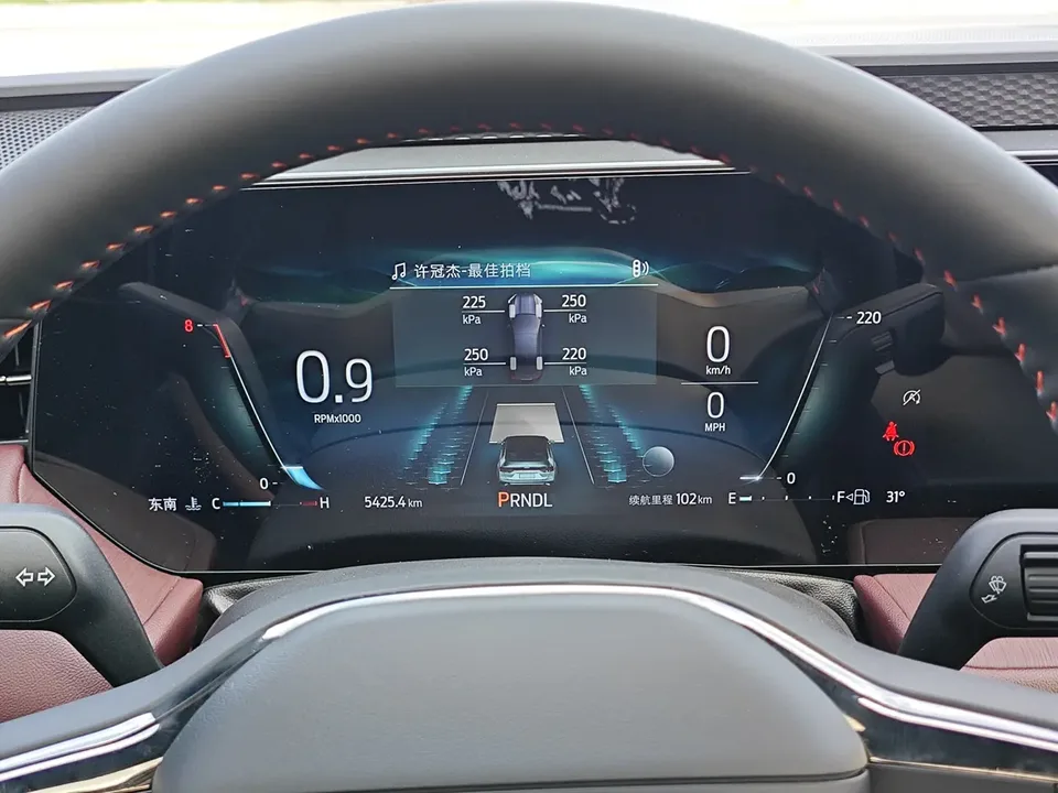 Ford Mondeo EcoBoost 245 Extreme Edition 2023 — миниатюра 4