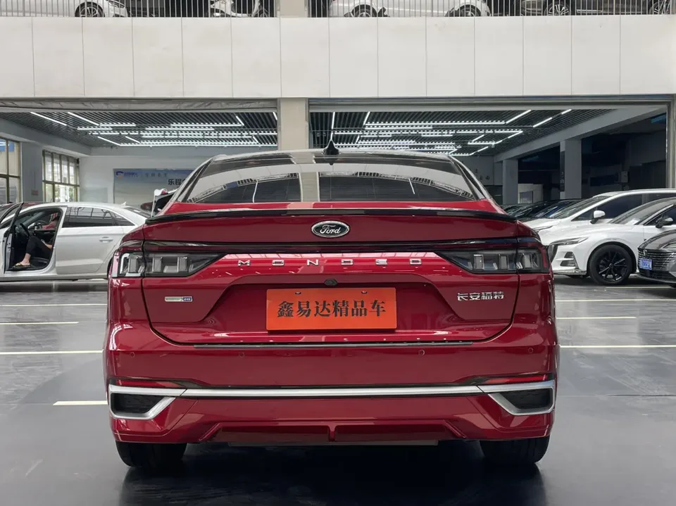 Ford Mondeo facelift EcoBoost 245 luxury model 2022 — миниатюра 2