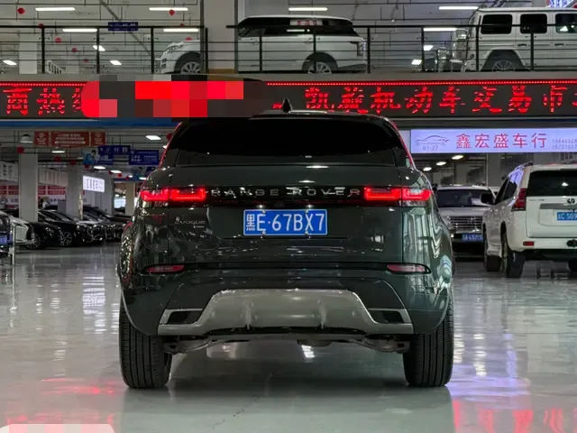 Land Rover Range Rover Evoque Evoque L 249PS R-Dynamic Deluxe Edition 2022 — миниатюра 2