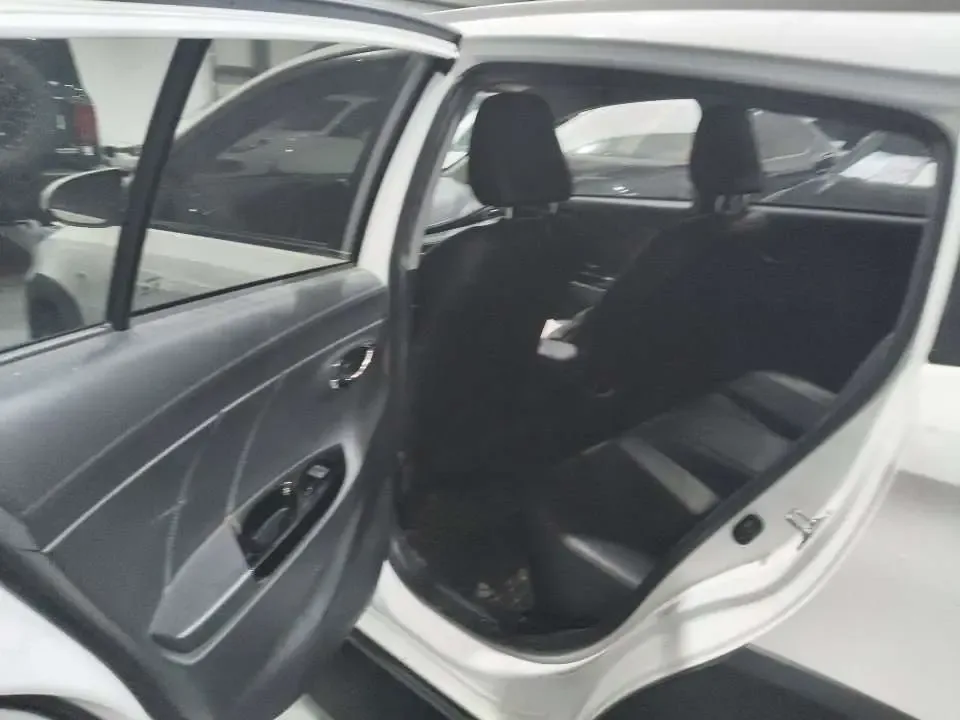 Toyota Yaris L YARiS L Zhixuan 2022 Zhixuan X 1.5L CVT luxury PLUS version 2022 — миниатюра 3