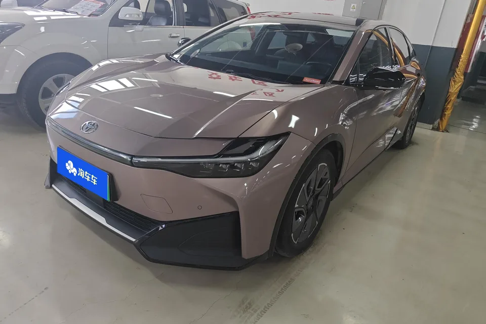 Toyota bZ3 2023