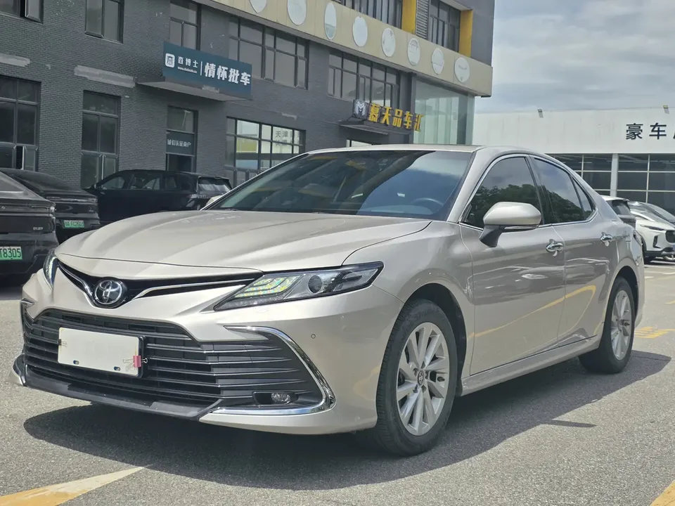 Toyota Camry 2022