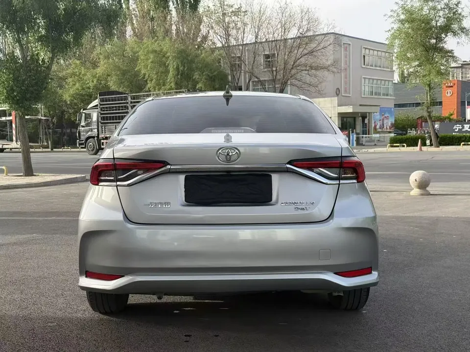 Toyota Corolla Corolla 1.2T S-CVT Pioneer Edition 2023 — thumbnail 2