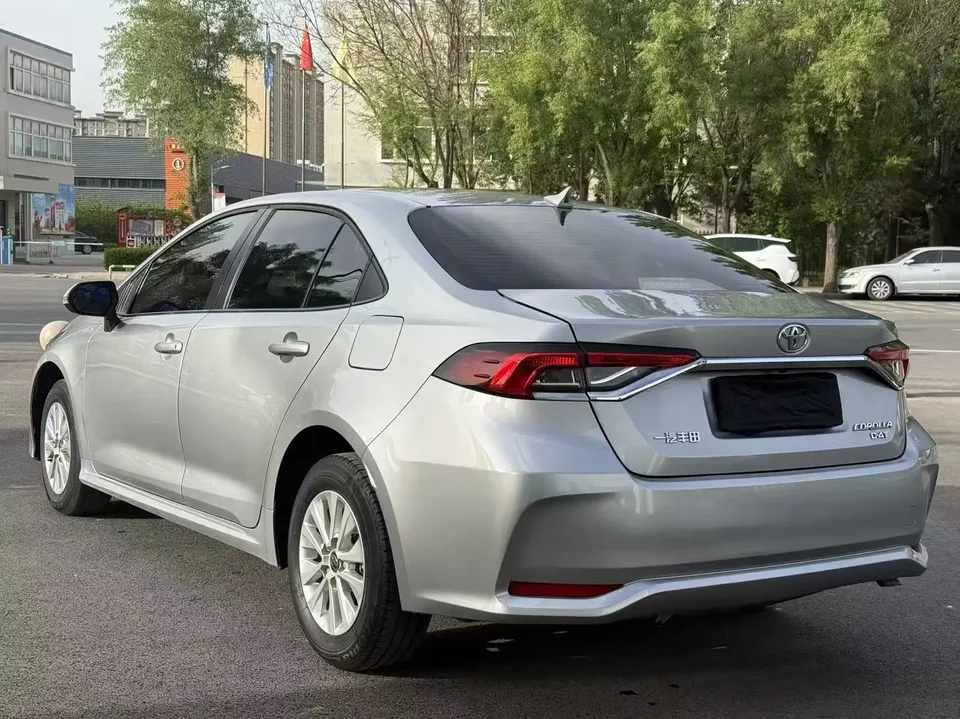 Toyota Corolla Corolla 1.2T S-CVT Pioneer Edition 2023 — thumbnail 4