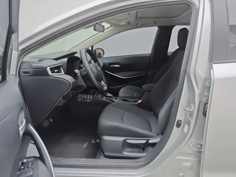 Toyota Corolla Corolla Intelligent Electric Hybrid Dual Engine 1.8L E-CVT Elite Edition 2023 — thumbnail 4
