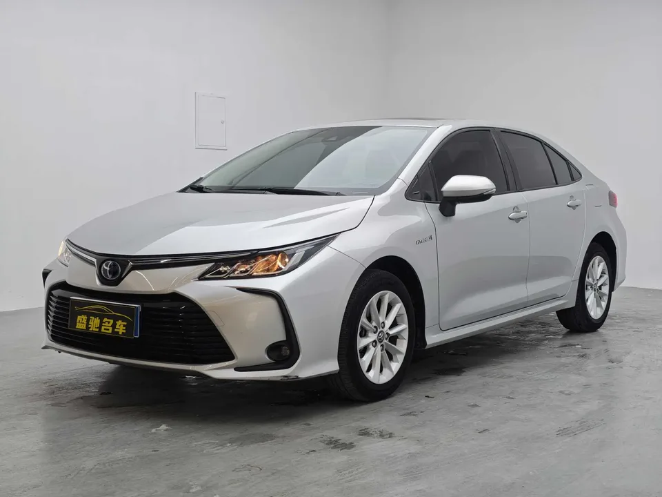 Toyota Corolla Corolla Intelligent Electric Hybrid Dual Engine 1.8L E-CVT Elite Edition 2023 — photo 1, buy with delivery to Moscow