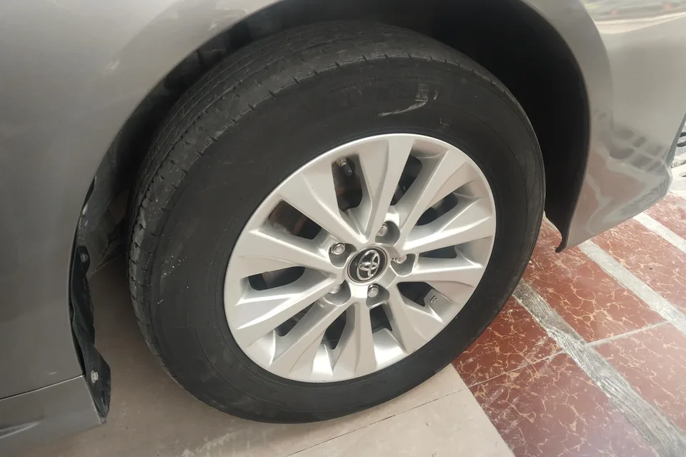 Toyota Corolla Corolla 1.2T S-CVT Pioneer PLUS Edition 2023 — thumbnail 5