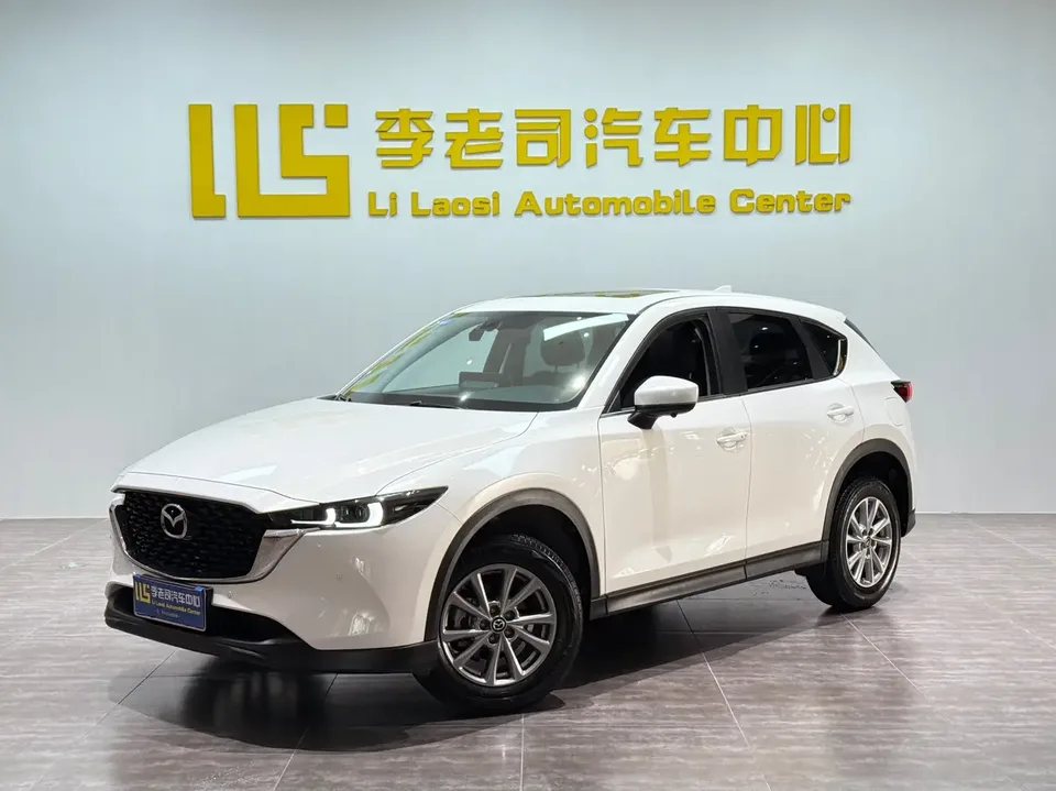 Mazda CX-5 Mazda CX-5 2.0L Automatic 2WD Smart Model 2022 — photo 1, buy with delivery to Moscow