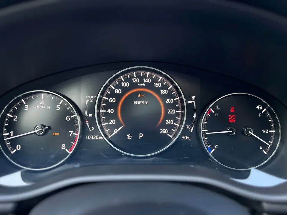 Mazda Axela 2.0L Automatic Premium Edition 2024 — миниатюра 5