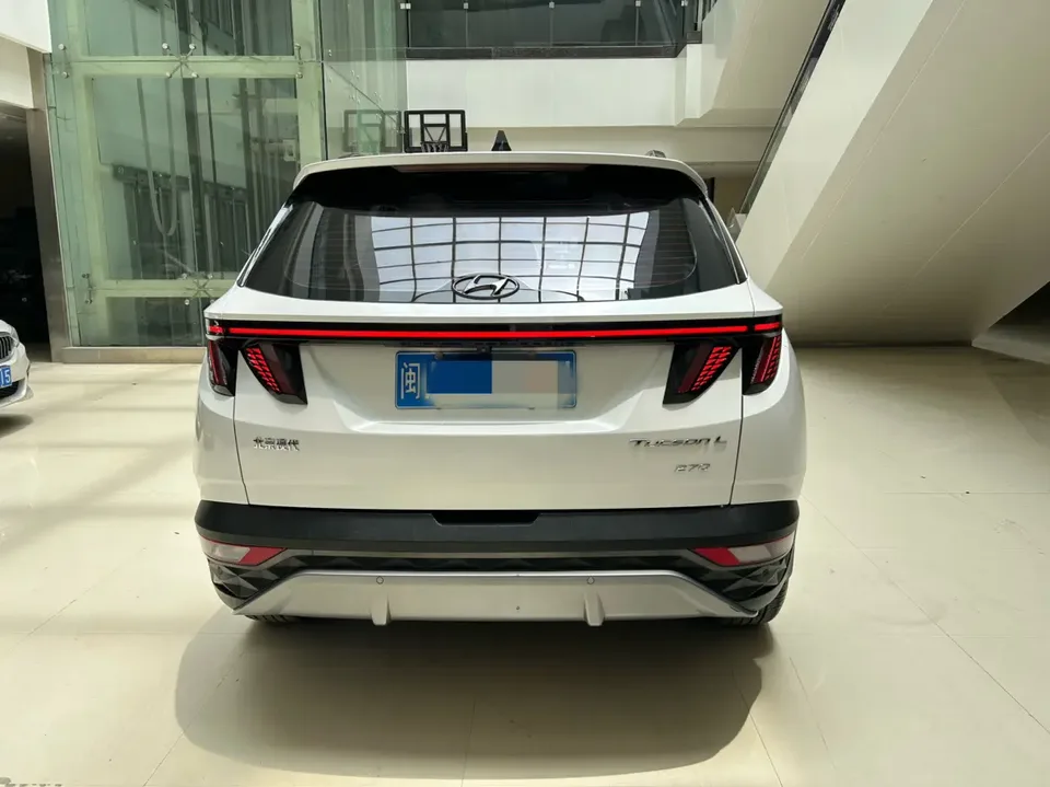 Hyundai tucson l Tucson 2023 Tucson L 1.5T DLX 2WD Luxury Edition 2023 — миниатюра 2