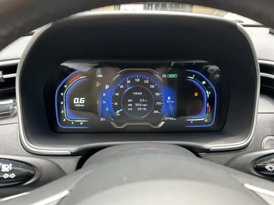 Hyundai tucson l Tucson 2023 Tucson L 1.5T DLX 2WD Luxury Edition 2023 — миниатюра 4