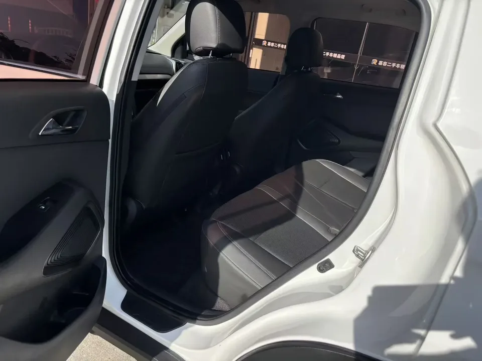 Hyundai ix35 Hyundai ix35 2021 2.0L Automatic 2WD Leading Edition GLS 2023 — миниатюра 3