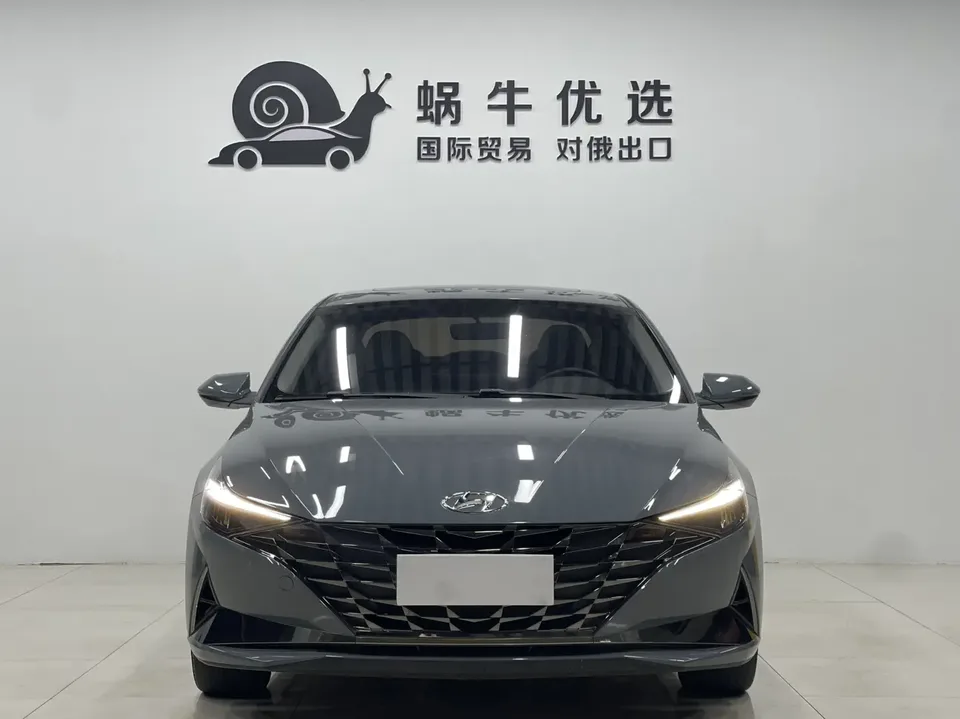 Hyundai Elantra 2023