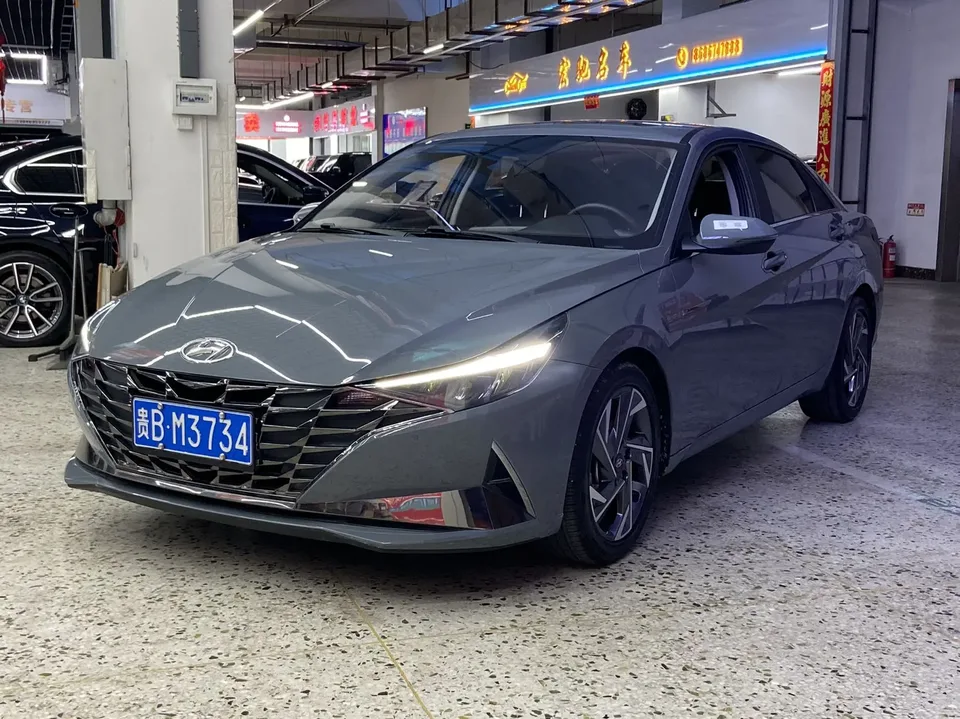 Hyundai Elantra Elantra 1.5L CVT LUX Premium Edition 2022 — photo 1, buy with delivery to Moscow