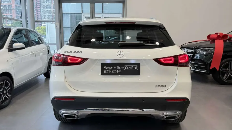 Mercedes-Benz GLA GLA Mercedes-Benz GLA 2023 GLA 220 2023 — thumbnail 2