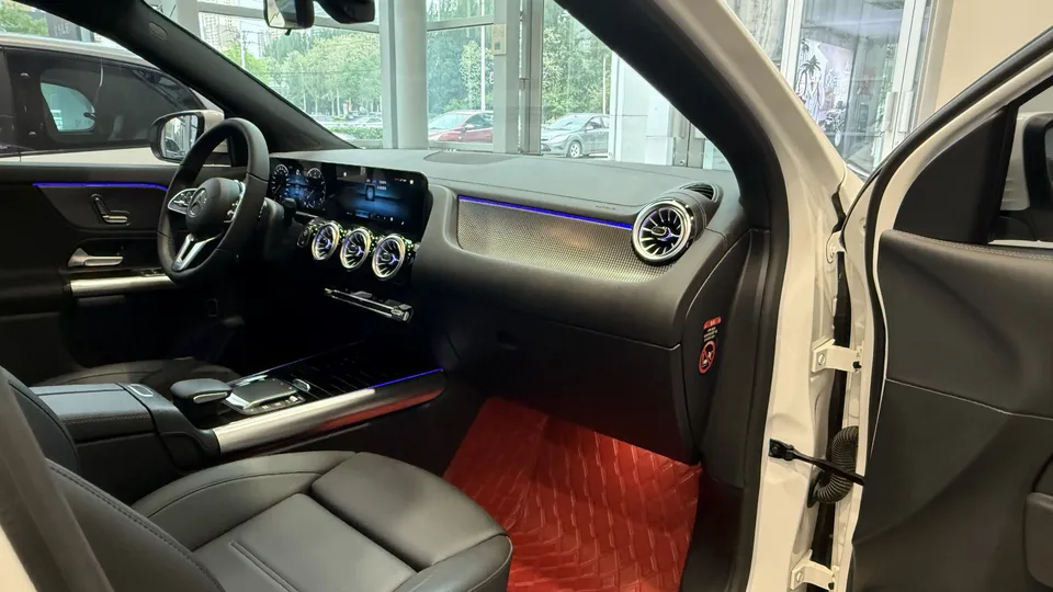 Mercedes-Benz GLA GLA Mercedes-Benz GLA 2023 GLA 220 2023 — thumbnail 5
