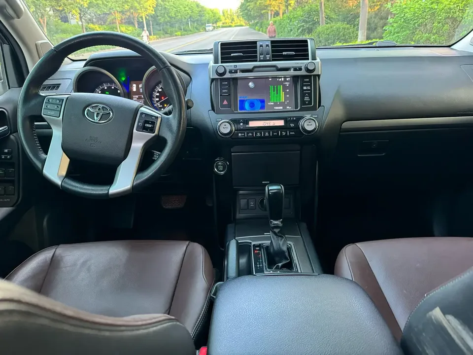 Honda Odyssey Odyssey 2024 2.0L Sharp Enjoy Edition 2024 — миниатюра 4
