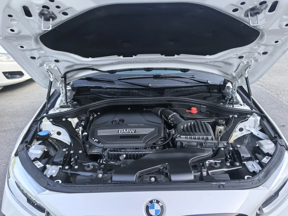 BMW 1 Series 1 Series BMW 1 Series 2023 120i M Sport Night Edition 2023 — thumbnail 3