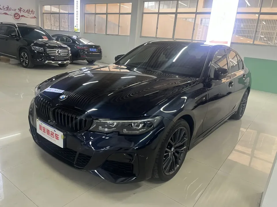 BMW 3 Series 2022