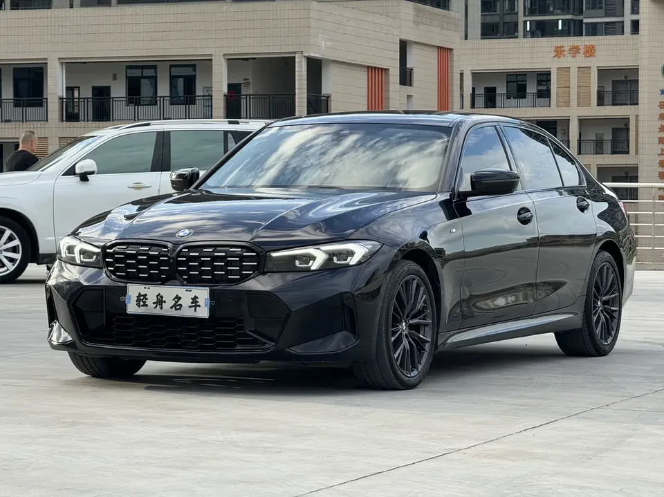 BMW 3 Series 2023