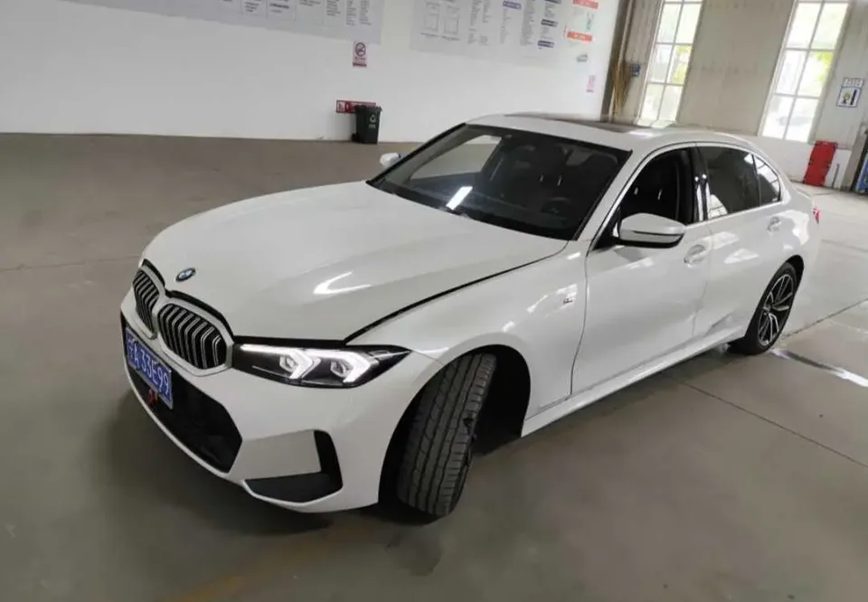 BMW 3 Series 2023