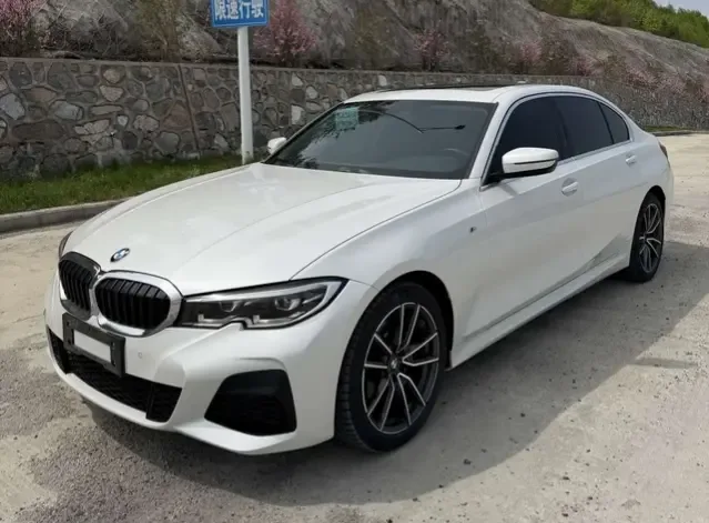 BMW 3 Series 2022
