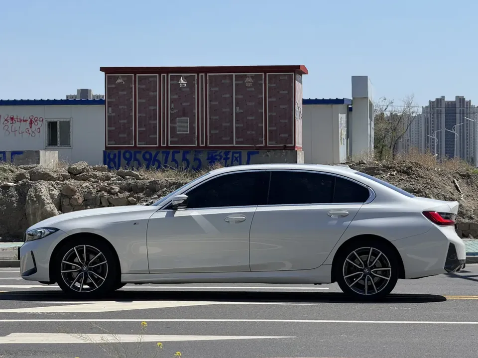 BMW 3 Series BMW 3 Series 2023 320Li M Sport Package 2024 — миниатюра 4