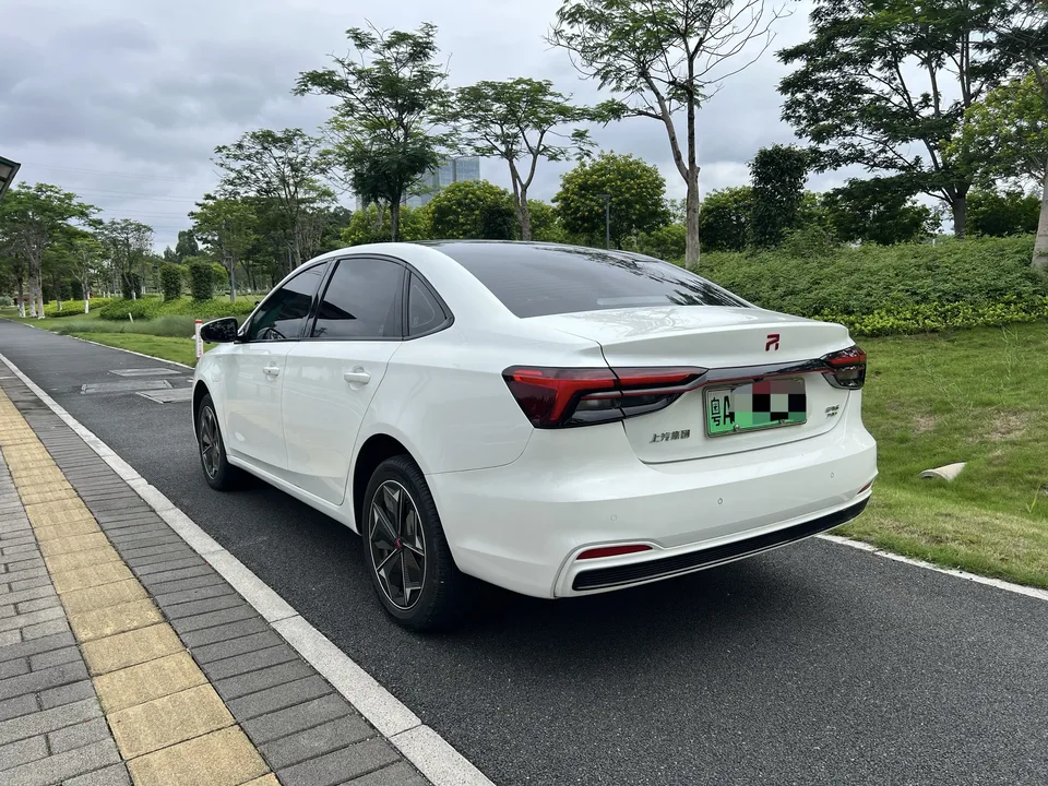 Rising Auto Feifan ER6 Feifan ER6 new dynamic version 620km smart version 2022 — thumbnail 2