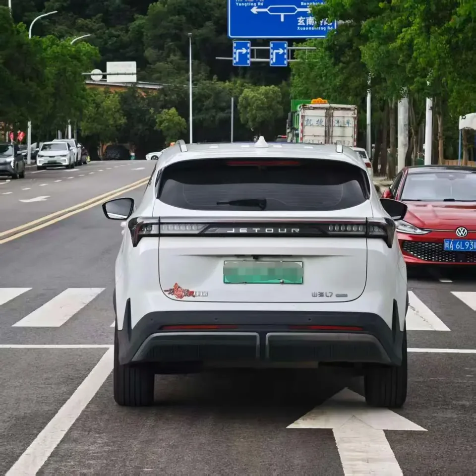 Jietu Shanhai JETOUR SHANHAI L7 1.5TD DHT MAX+ 2024 — миниатюра 2