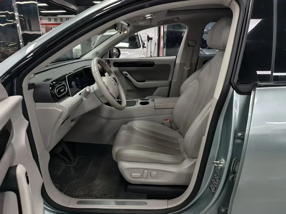 Leapmotor Zero running C11 Extended Range 285 Comfort Edition 2023 — миниатюра 5