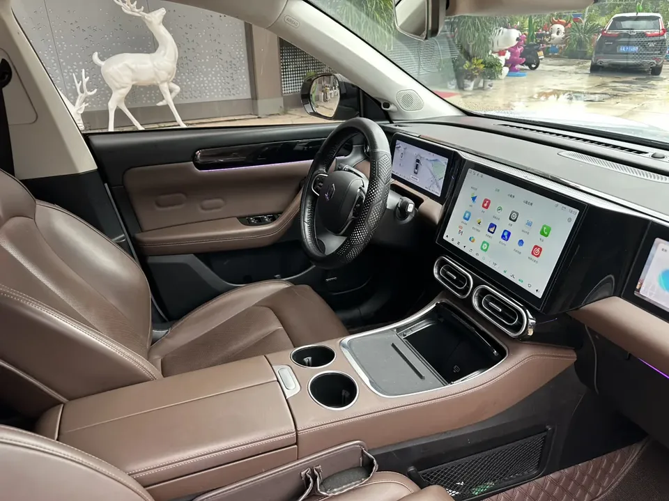 Leapmotor Zero running C11 Extended Range 285 Intelligent Edition 2023 — миниатюра 5