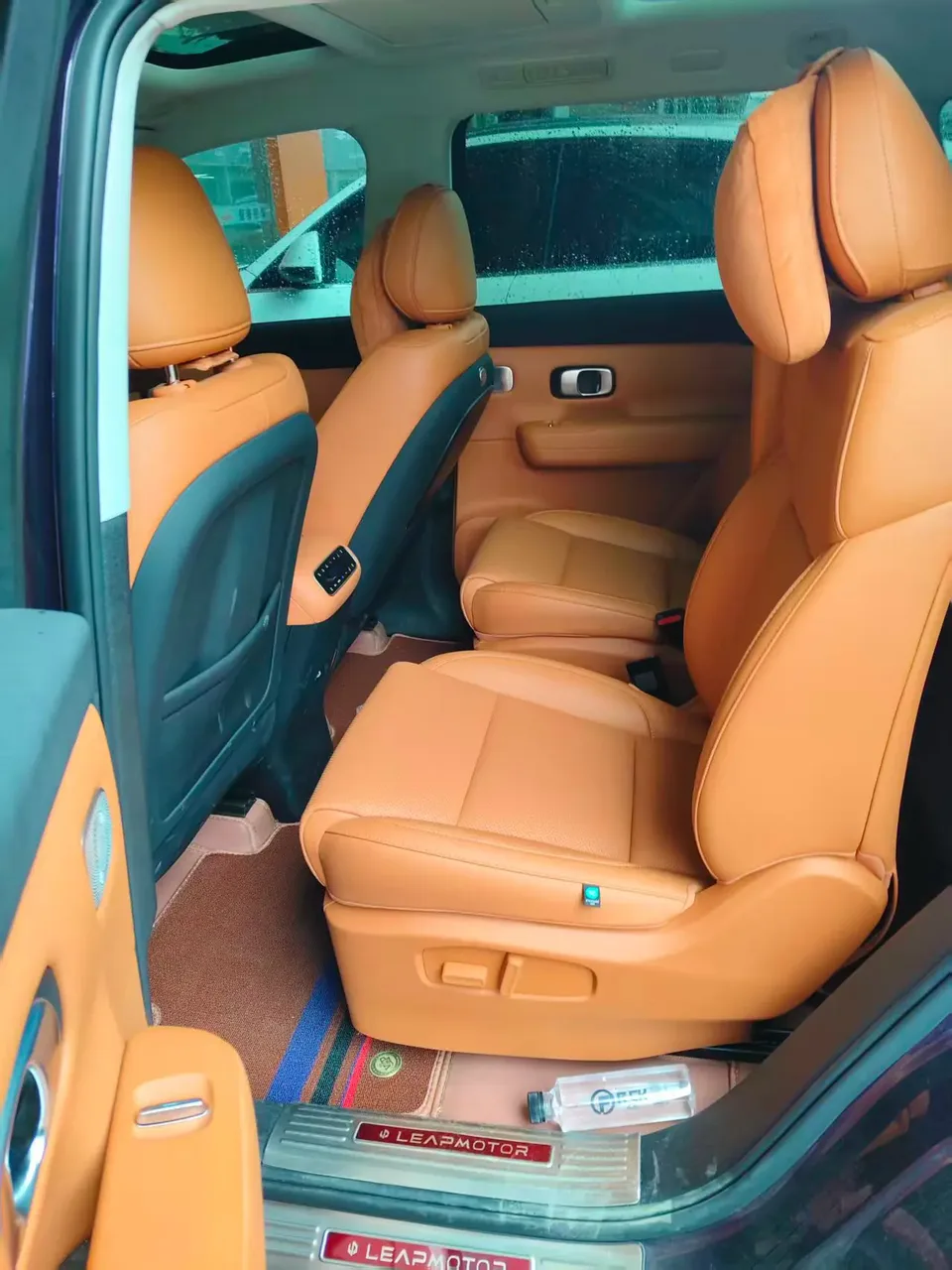 Leapmotor C16 Extended Range 200 Premium Edition 2024 — миниатюра 3