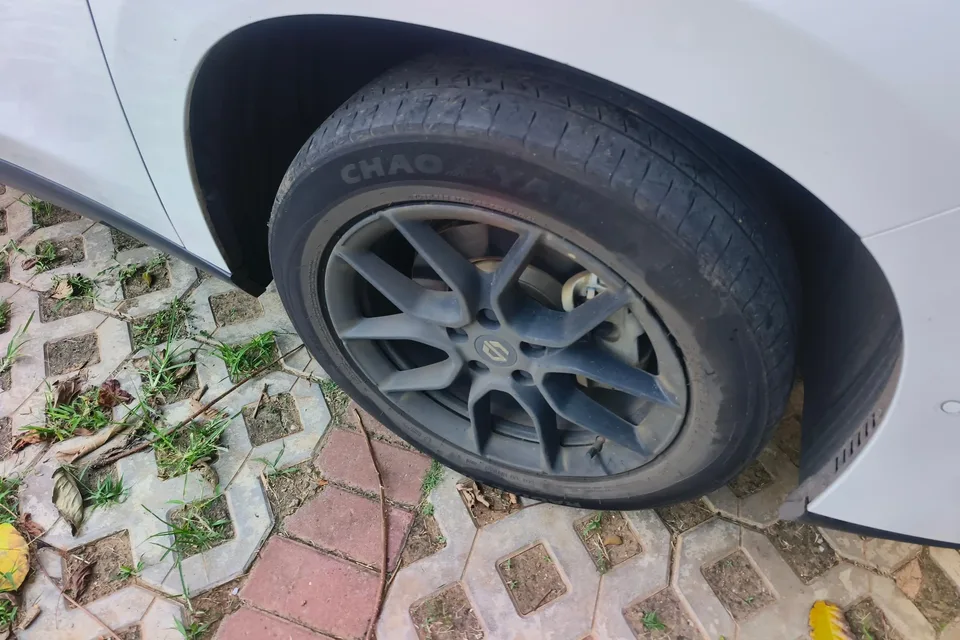 Leapmotor Zero running C10 Pure Electric 530 Comfort Edition 2025 — миниатюра 5