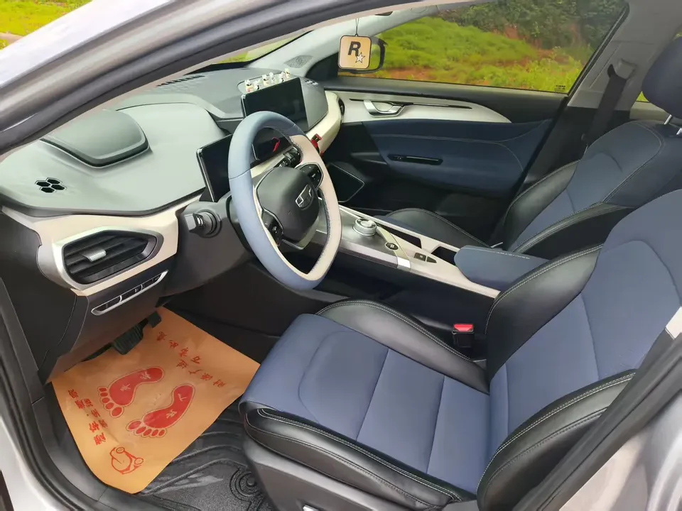Geely Geometry A Geely Geometry A Pro 430KM Green Apple Pro 2022 — thumbnail 4