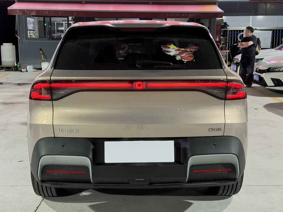 Changan Qiyuan Q05 Model 506 Max+ 2025 — миниатюра 2