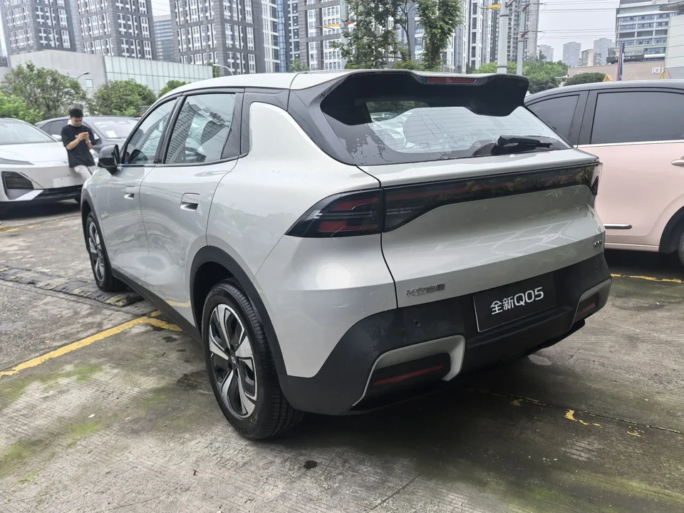 Changan Qiyuan Q05 Model 506 Max+ 2026 — миниатюра 2