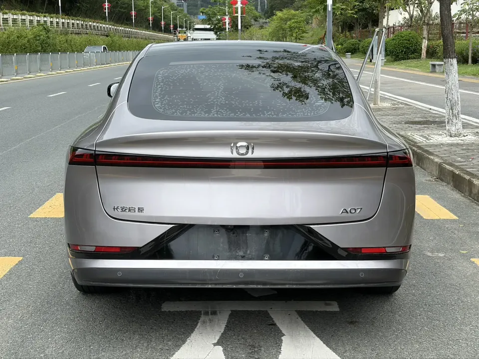 Changan Qiyuan A07 pure electric genuine version 515 elite version 58.9kWh 2024 — миниатюра 2