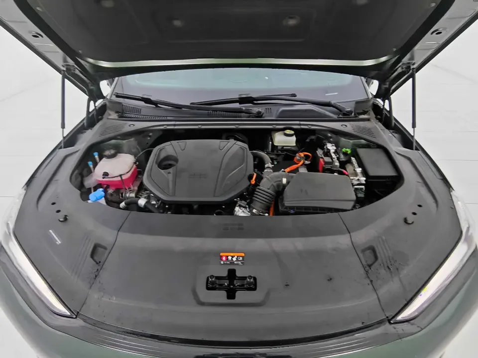 Geely Galaxy Star 8 PHEV 2025