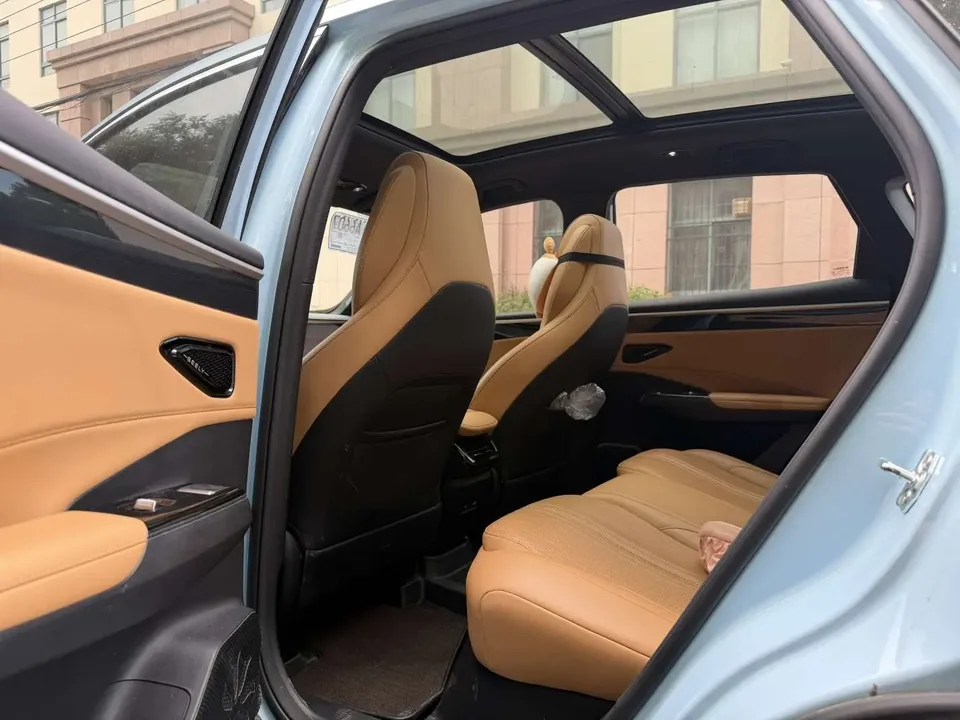 Geely Galaxy L7 1.5T DHT 115km MAX 2023 — миниатюра 3