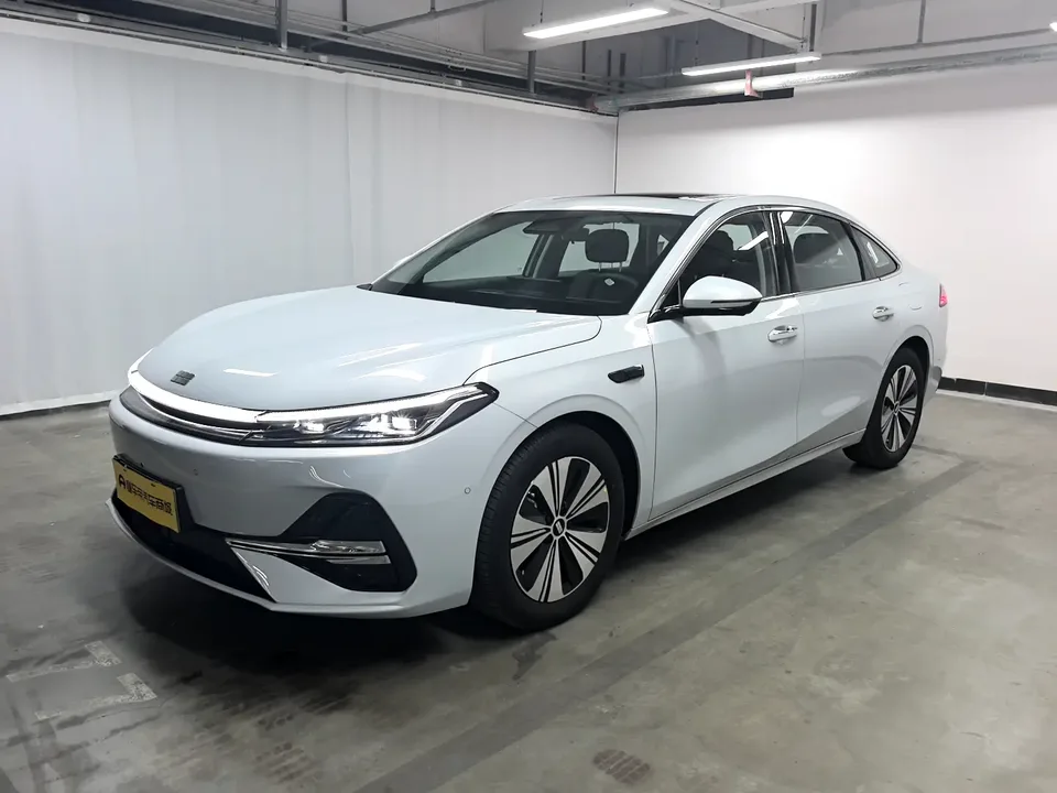 Geely Galaxy A7 EM 2025