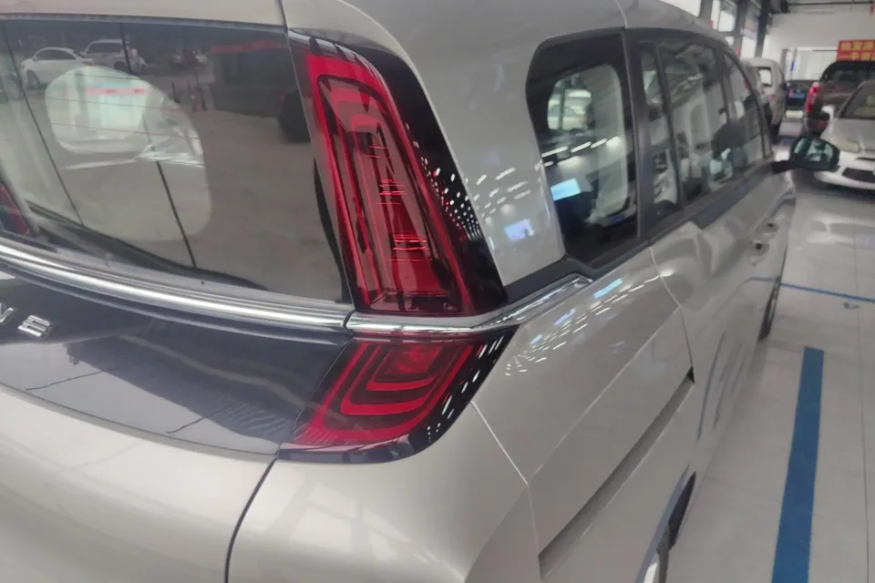 FAW Bestune NAT PRO Yuexiang Travel Edition 425KM 2026 — миниатюра 2