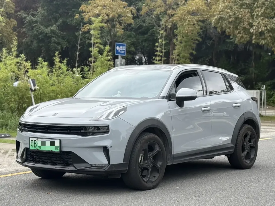 Lynk & Co 06 EM-P 2022