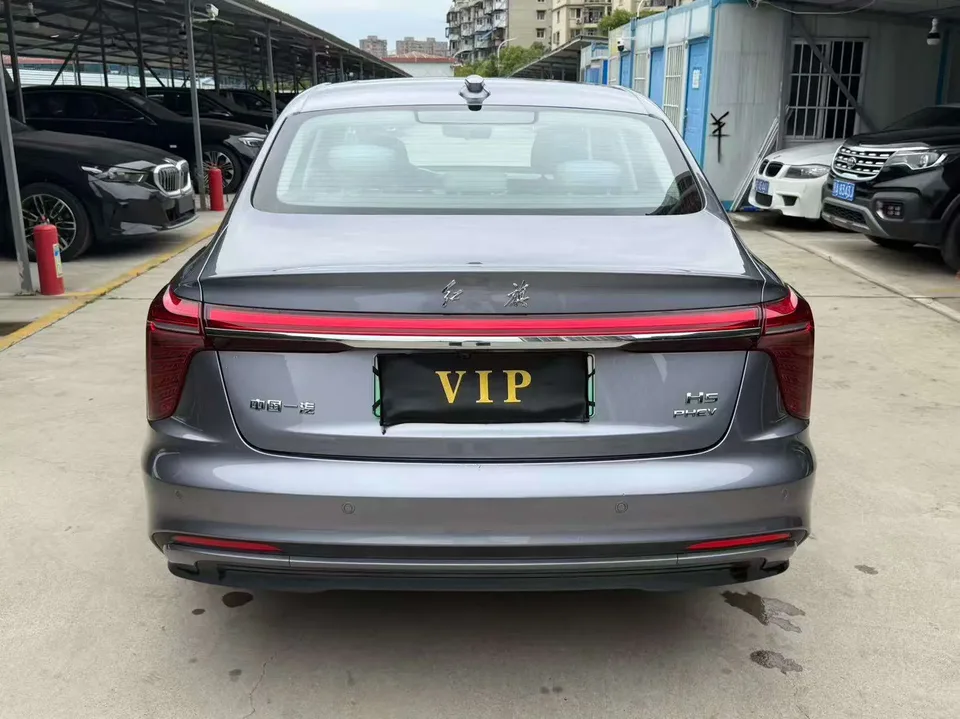 Hongqi H5 PHEV 170 Super Hybrid Edition 2025 — миниатюра 2
