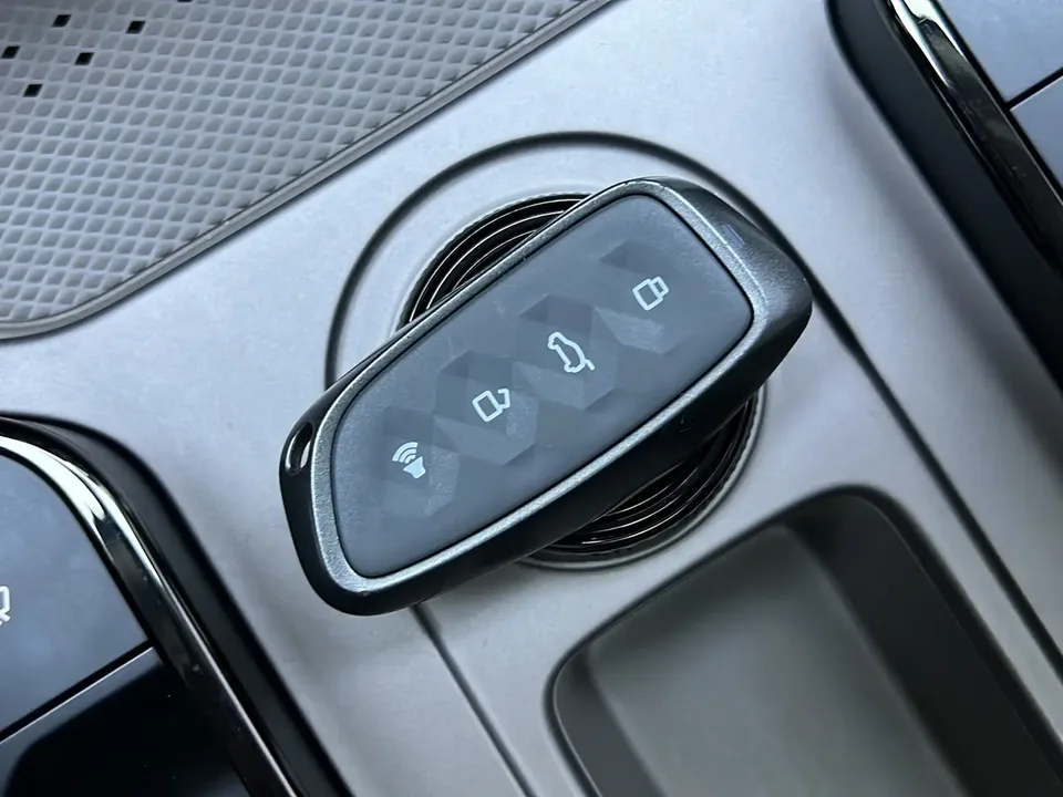 Haval Big Dog PLUS PHEV Haval Big Dog PLUS PHEV 2026 Hi4 1.5T 150km Trendy Electric Edition 2025 — миниатюра 3