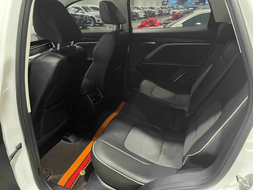 Haval H6 National Fashion Edition 1.5T Automatic Urban Edition 2023 — миниатюра 3