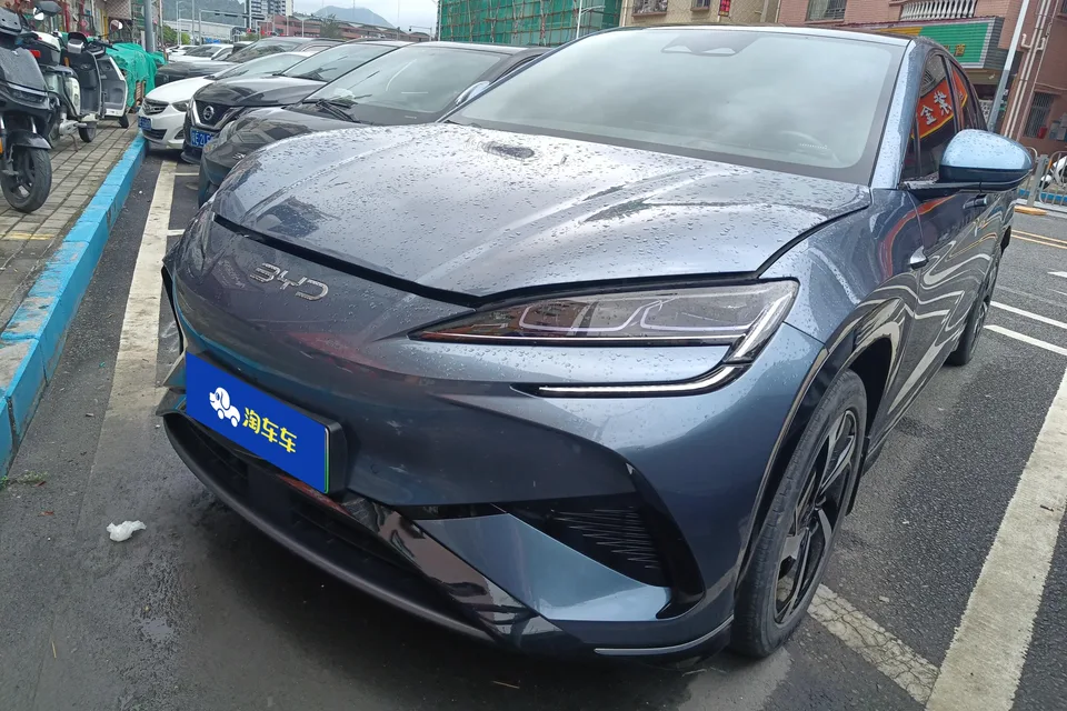 BYD Sea Lion 07 EV 2025